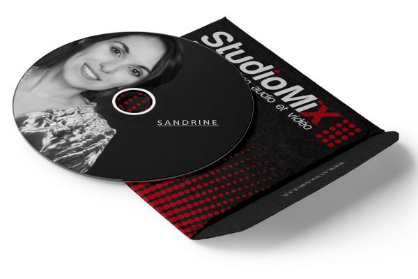Sandrine voix off Studio Mix